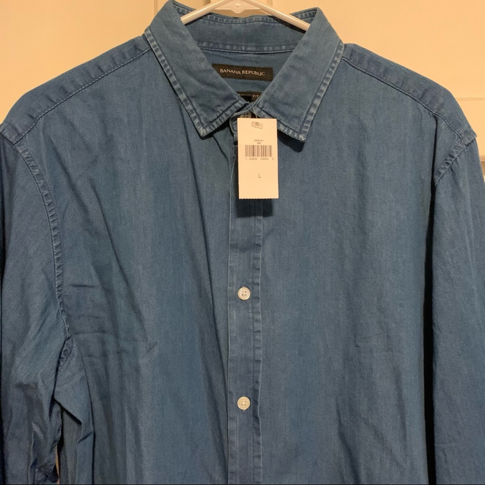 Banana Republic - Long-Sleeve Chambray Shirt